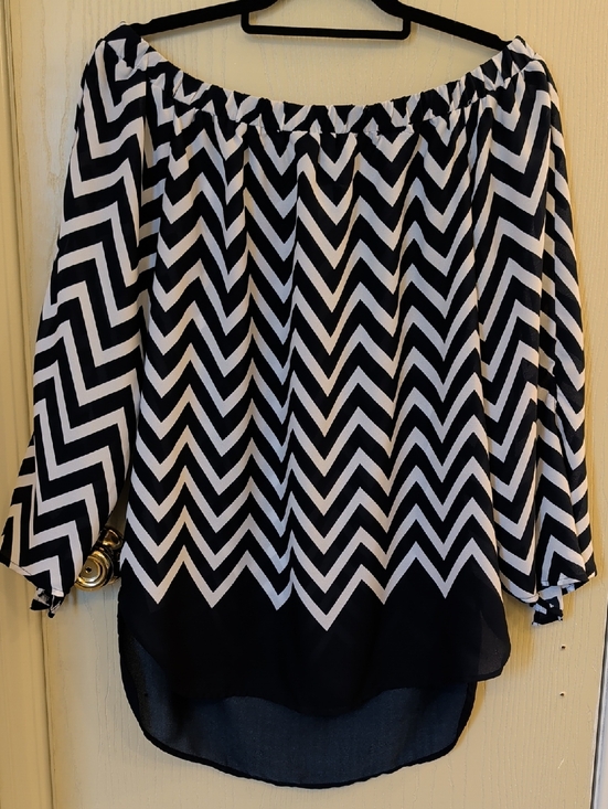 Tacera Tops - Tacera Navy White Chevron Off Shoulder Blouse Size M Boho Flowy Hi Low Top